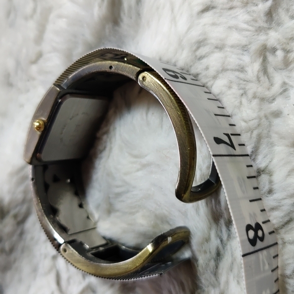 Vintage Japanese Watch With Stones Band - Picture 8 of 9